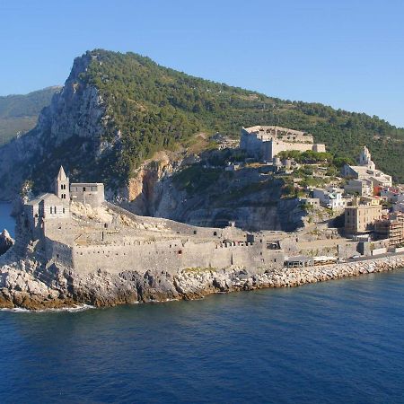 Casa Romantica Tra Liguria E Toscana Ортоново Экстерьер фото