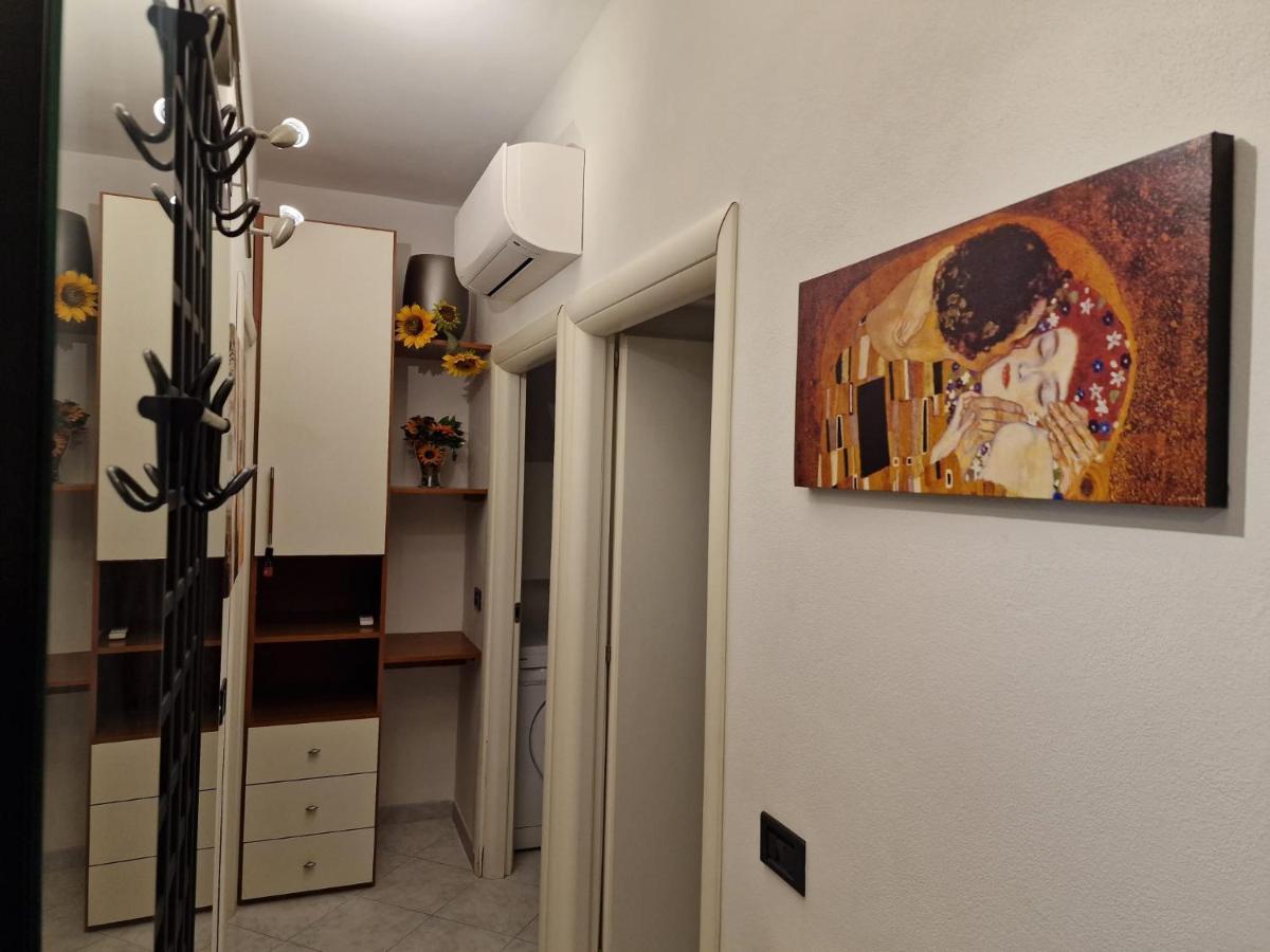 Casa Romantica Tra Liguria E Toscana Ортоново Экстерьер фото
