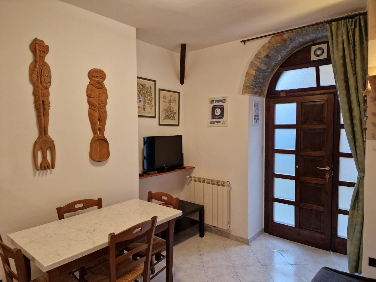 Casa Romantica Tra Liguria E Toscana Ортоново Экстерьер фото